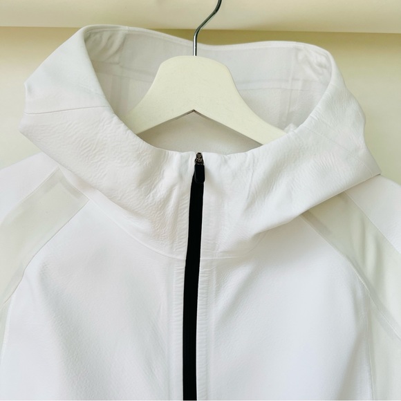 Sold- Lululemon Cross Chill jacket in white (1st release) - Picture 6 of 16